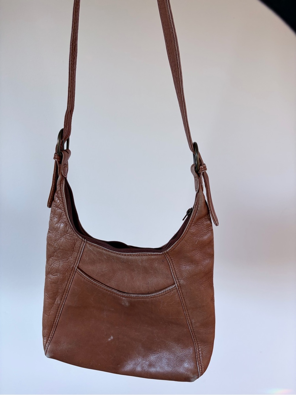 Classic Brown Leather Shoulder Bag - Everyday Crossbody
